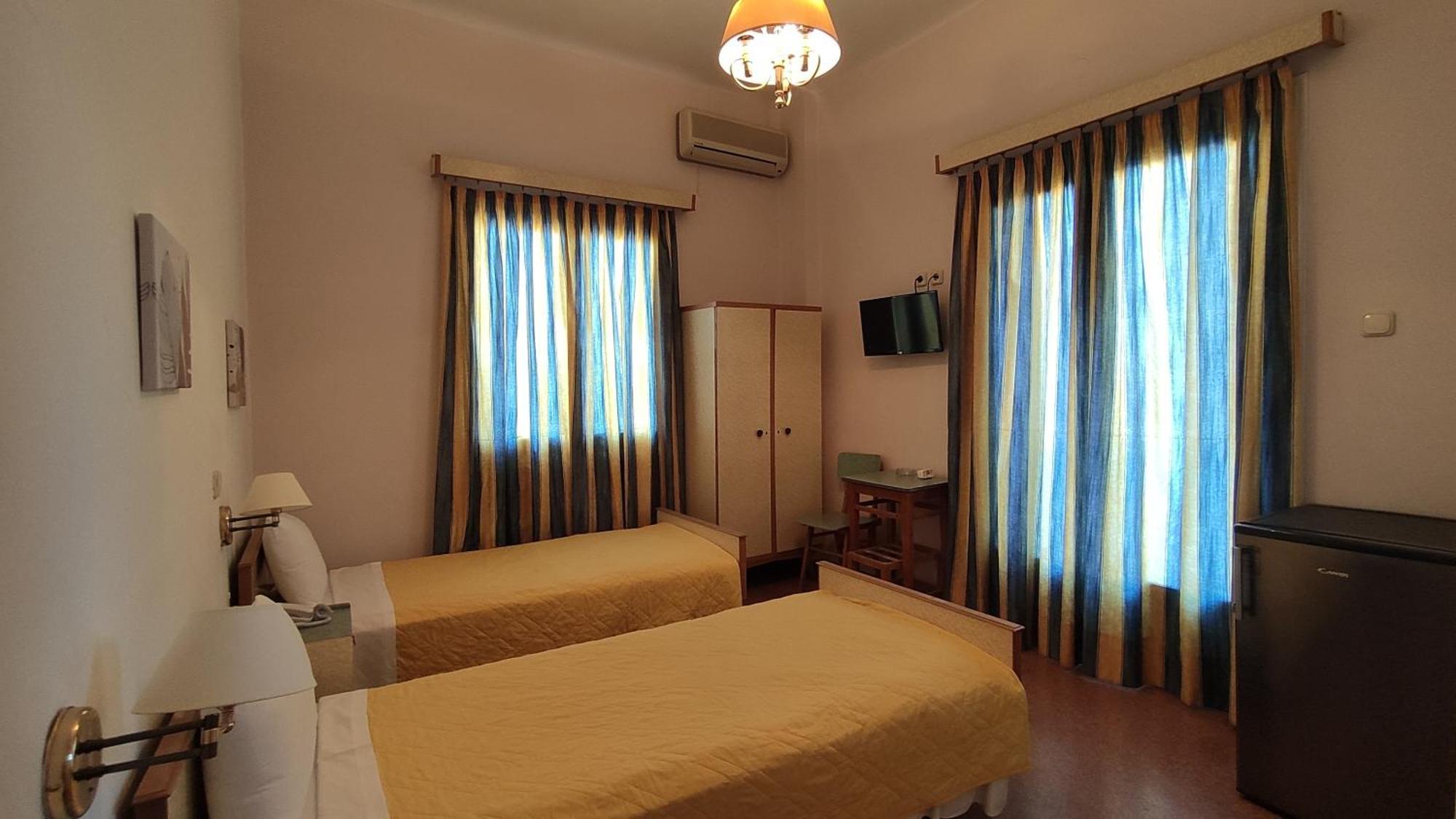 Hotel Epidavria Epidaurus Ngoại thất bức ảnh